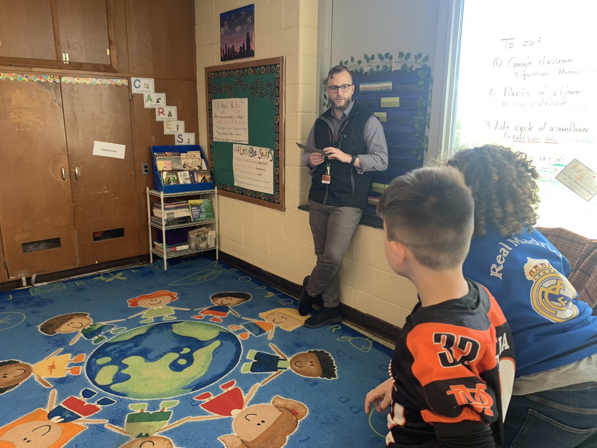 E McCavara tweet media