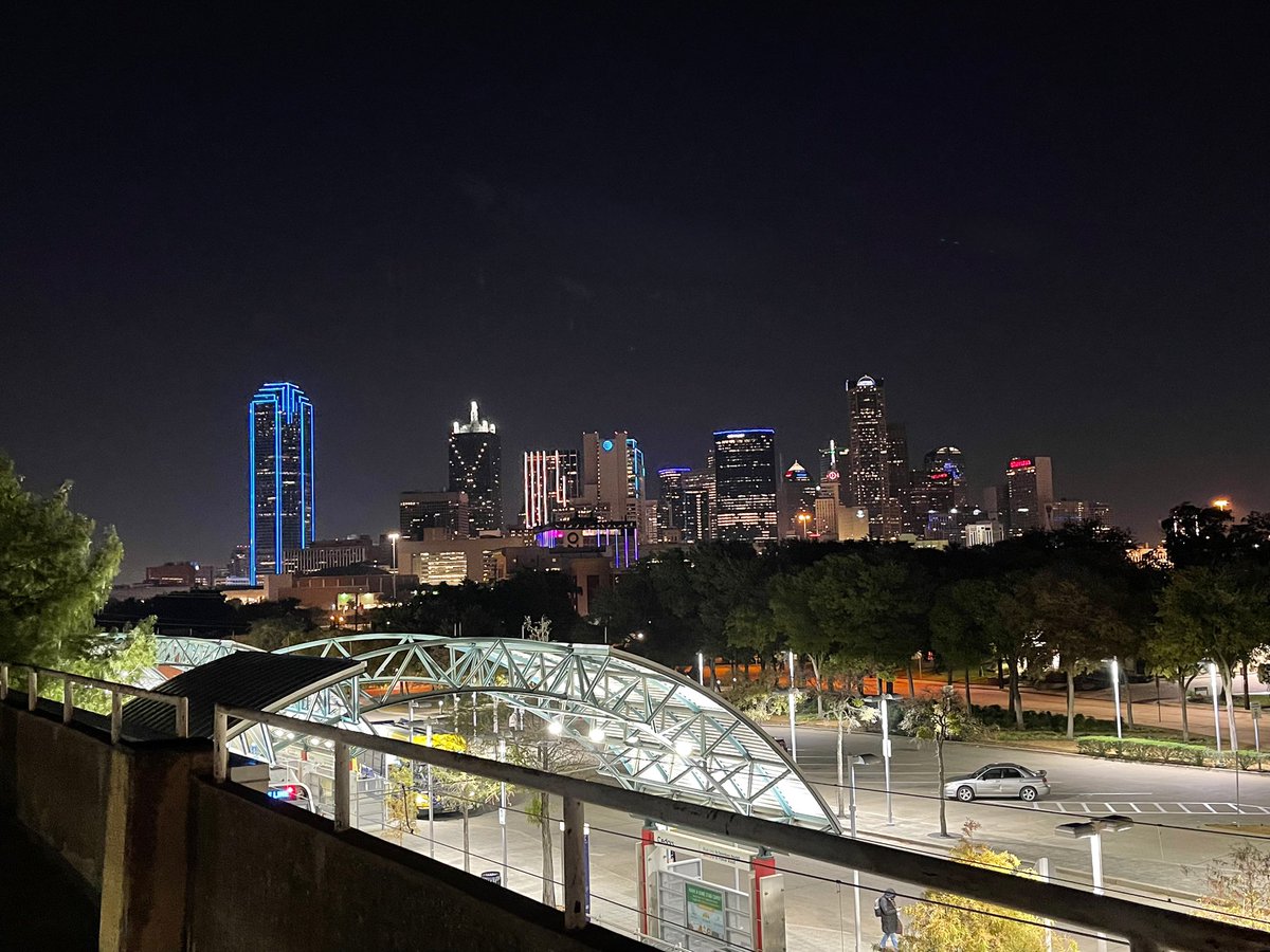 HMhjohnst's tweet image. Never gets old…. Love seeing Dallas skyline every morning. ❣️❣️❣️#dallas #iloveDallas #downtowndallastx