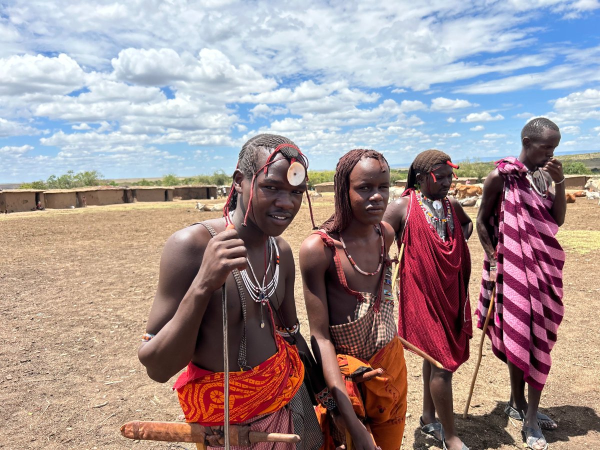 saravanangee's tweet image. #Masaimara #Masai Tribe #Jungle life