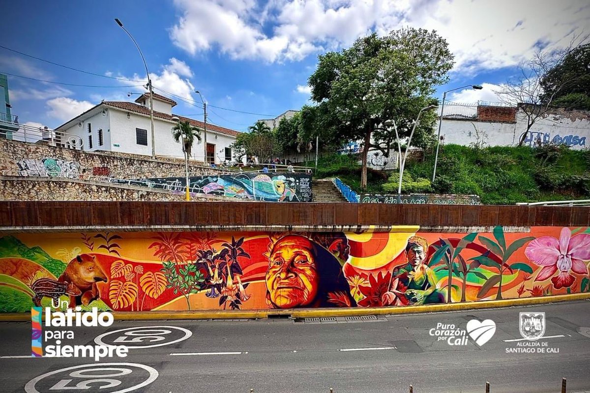 AlcaldiaDeCali's tweet photo. El túnel de la Avenida Colombia continúa llenándose de vida y color. 🥰

Así avanza el trabajo de estos artistas talentosos que continúan plasmando lo que somos los caleños a través de maravillosos murales.

#UnLatidoParaSiempre 💙❤️💚 https://t.co/BxfSVSffjA