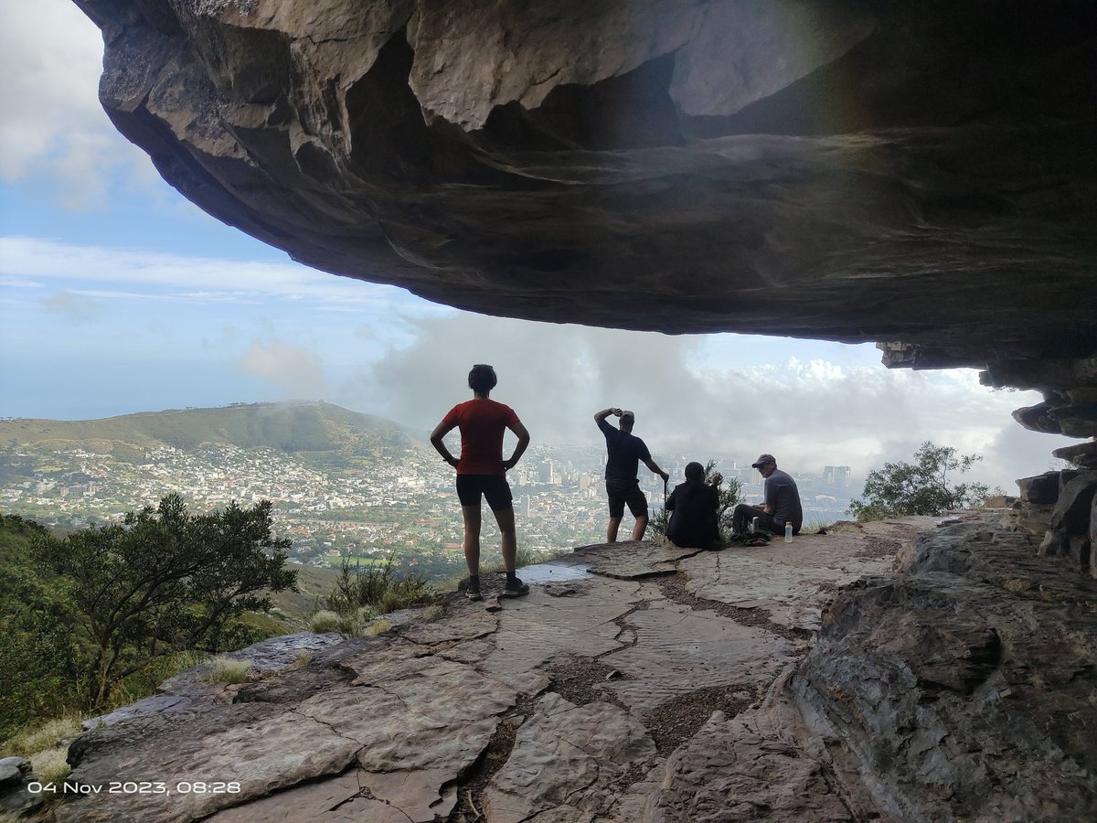 RunCapeTown's tweet photo. Florence from France is back visiting the Mother City,16 years after she did a 6-month study in stellenbosch.what a great way to re-explore &amp; enjoy @lovecapetown with a run/hike to the top of @TableMountainZA with @andrewseye @TableMountainNP #runcapetown #trailrunning #runtagit https://t.co/3BSEP5bG6f