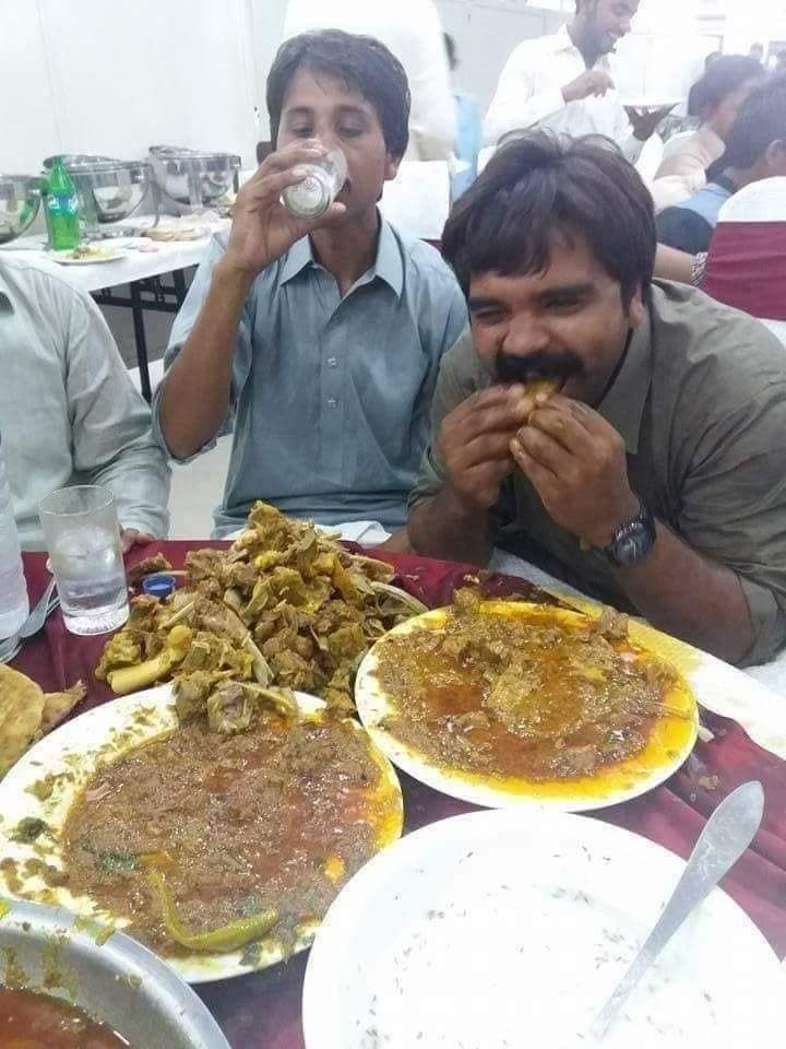 PehnDiSiri's tweet photo. Fakhar Zaman eating Imam ul Haq's career
#PAKvsNZ #PAKvNZ #NZvPAK #NZvsPAK https://t.co/pc6Y4pJJak