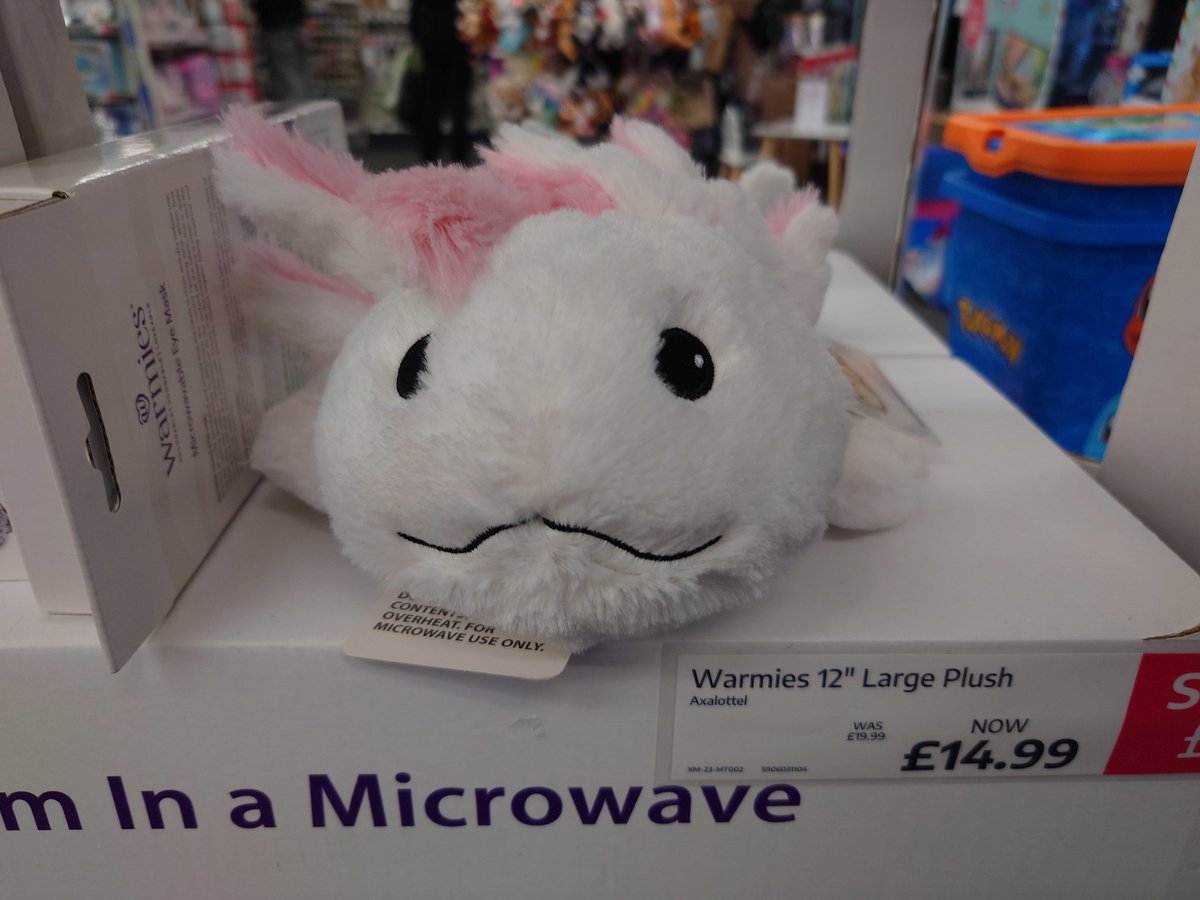 So cute <a href="/RymanStationery/">Ryman</a> , but definitely not how axolotl is spelt!