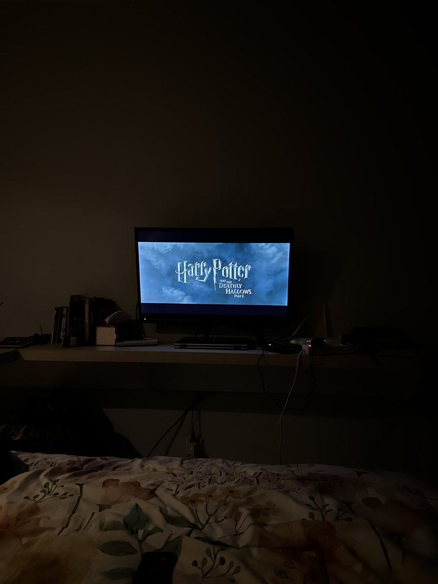 we’re spending our saturday night rewatching deathly hallows, what’s your favorite moment from this movie? 🤩 - Black & Gaunt