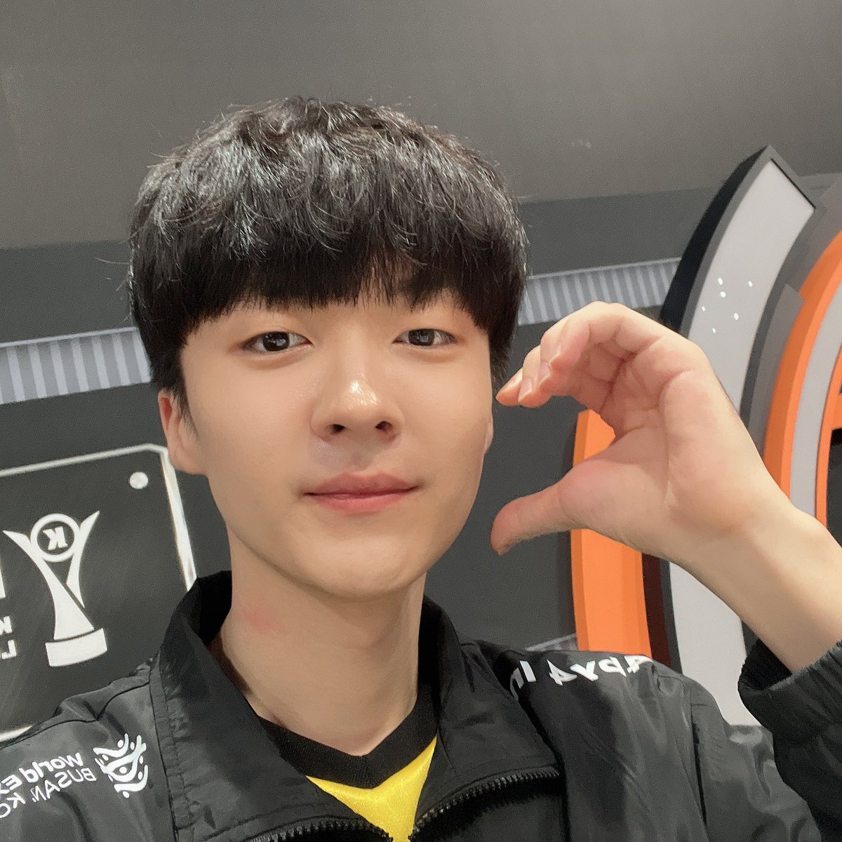 hle_mogu's tweet photo. 11/4 vs 너트마이트 팬미팅
#DALDDA #달따 #LSB_WIN https://t.co/00VFPEWut0