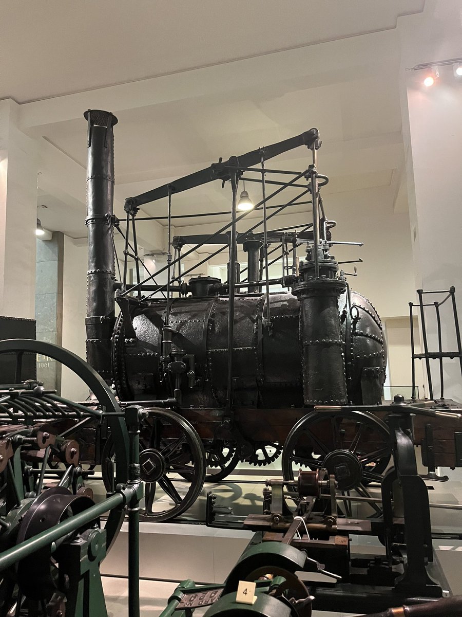 Name this train? 👇