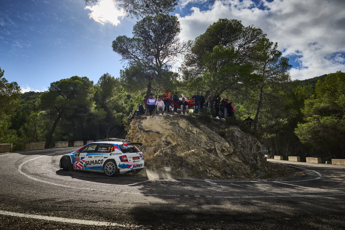 LaNuciaES's tweet photo. 🚗🚙💨En esta mañana de sábado del @rallyelanucia, @JASuarezOficial ha sido el mas rápido en los TC7 y TC8.

➡️En el TC9 con final en Relleu, @pepslopezdriver ha sido el más rápido!

#LaNuciaCiudadDelDeporte
#RallyeLaNucia #RallyeCar #RallyeFans https://t.co/5wP50NhgEW