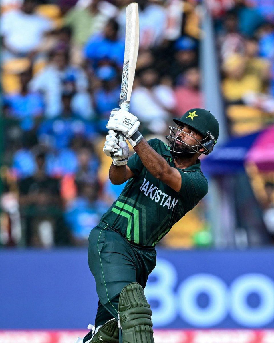 iihtishamm's tweet photo. Only 2 more sixes, and Fakhar Zaman will surpass Rohit Sharma, Warner, and De Kock. They’ve hit 20 sixes in 7 innings, while Fakhar has 18* in just 3 innings. A true hitman from Pakistan. https://t.co/eUDpDw4tmR