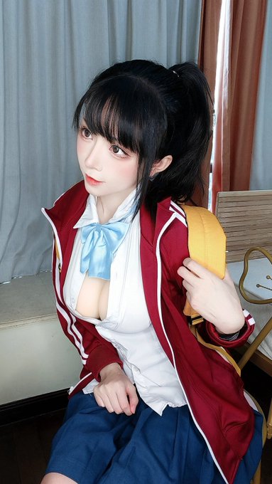 Twitterのコスプレ画像4
