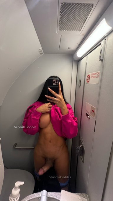 ✈️✈️✈️ https://t.co/rzVdGgN3x5