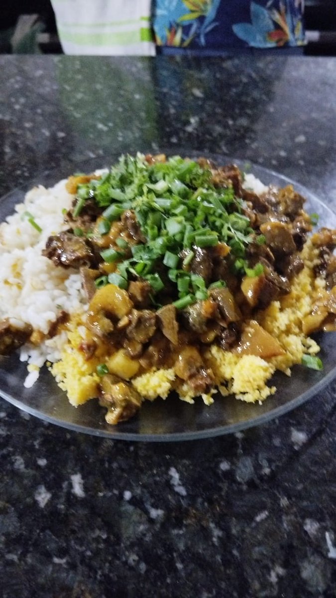 Bom dia! Cafe da manhã típico do Nordestino "figada de porco"