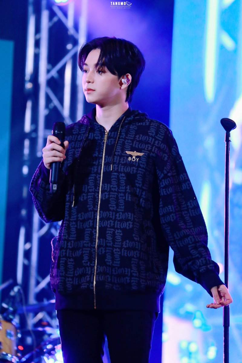 TANGMO__AS's tweet photo. ต้าวเด็กเล็ก 2 ขวบ 👼

꒰  #TheNewChapterOfBASCOP
#บาสเด็กอ้วนที่แท้จริง ꒱

@basjtr https://t.co/tdHsZafwEH