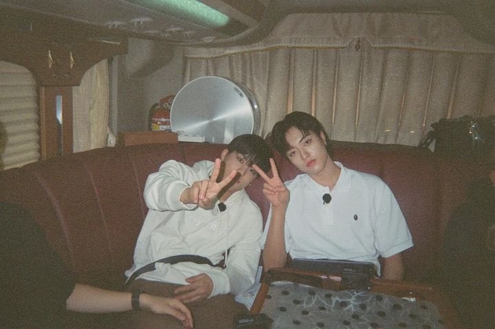TREASURE_Fr's tweet photo. -💎-↳ 04.11.22 | INSTAGRAM (1)

[TREASURE MAP] PHOTOS DES COULISSES RU JUNG TOUR

#TREASURE #트레저 #TREASUREMAP #EP_69 #RU_JUNG_TOUR #루정투어 #YG

---
→ 🦊
#트레저 @treasuremembers https://t.co/VNltUjFSkd