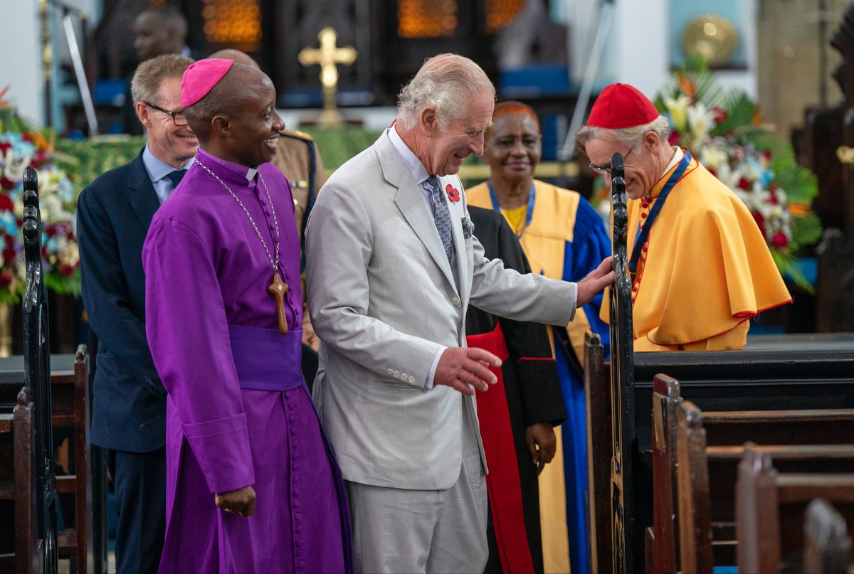 HM The King thanked young volunteers for their marine conservation efforts in Kenya, They were clearing up Nyali Beach, near Mombasa. On Friday, HM joined an Interfaith meeting at The Anglican Cathedral, Mombasa