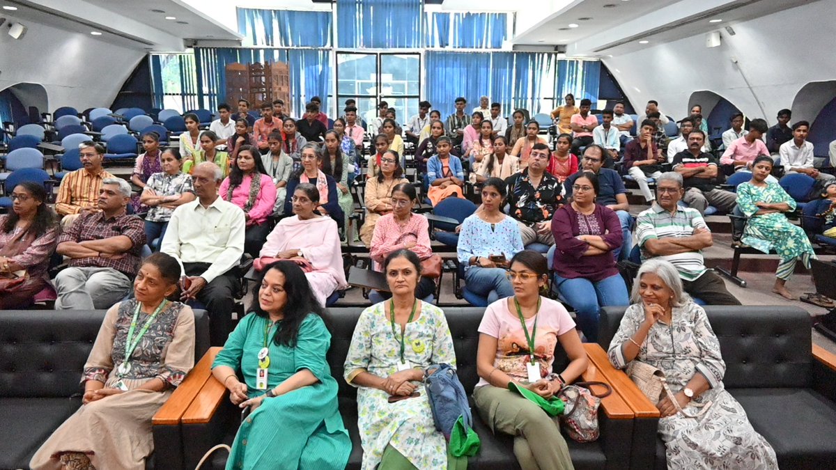 Gujarat Science City tweet media