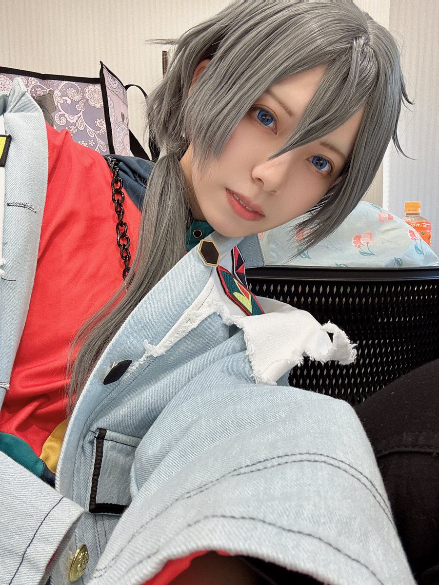 jerry7_fz0z3's tweet photo. #くまフェス ステージ公募パフォーマンスありがとうございました🐝🙏
歓声やペンラで盛り上げていただきめちゃくちゃ楽しいステージになりました🥺✨
ステージ見た後声をかけていただいたこともめちゃくちゃ嬉しかったです😭🩷
感想を #CrazyK でポストいただけるととても喜びます🫣
#グラこす https://t.co/hZPc2NNEuK
