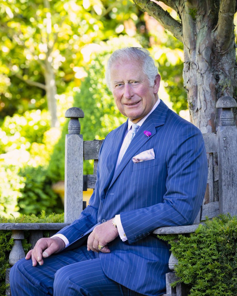 CourtierRoyal's tweet photo. We are less than two weeks away from the King’s 75th birthday! 👑
To commemorate this landmark event, I will be releasing pictures from his life in the week leading up to 14 November under the hashtag #HM75. https://t.co/SbHvozXOrY