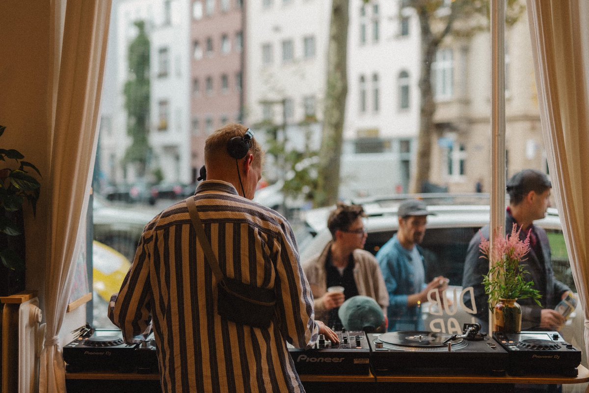 dublab DE tweet media