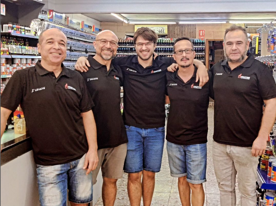 PastorDeco's tweet photo. Preparados para daros el mejor servicio 😁
Los sábados abrimos de 7.30 a 14.00.

#pastordecoraciones #comercioalicante #alicante #decoracion #pinturaalicante https://t.co/bPAgj6trIL