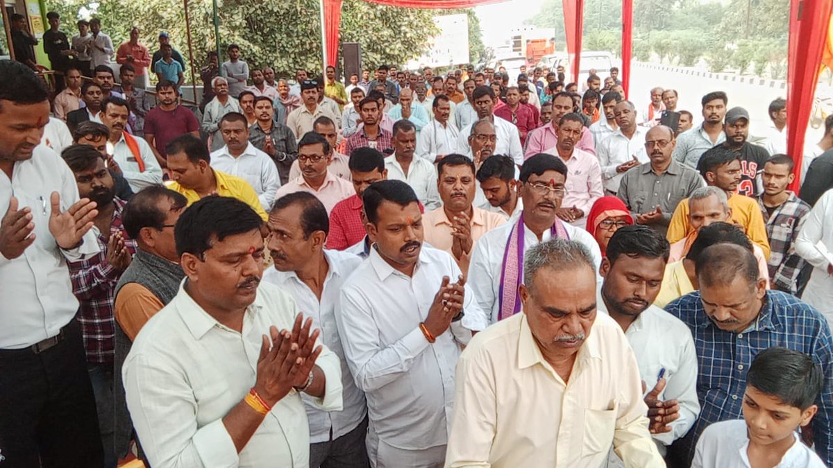 jpsahuofficial's tweet photo. भगवान जगन्नाथ स्वामी, मां कर्मा देवी साहू राठौर जनजागृति अधिकार रथ यात्रा का बिन्दोआ, मोहनलालगंज, लखनऊ में स्वागत हुआ ।

#Maakarmadevi #JagdishPrasadSahu #Sahu #SahuSamaj #Tailik #BJP #BharatiyaJanataParty #NarendraModi #Modi #Yogiadityanath #BJPGovernment #BJP4India #PMOIndia https://t.co/W9OaVzKX4D
