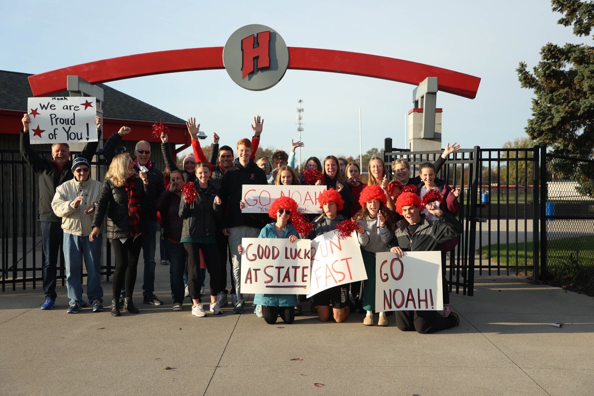 hpsProud's tweet photo. We'll all be cheering Noah Lambers on as he competes at the State Cross Country meet at the Michigan International Speedway today! #GoDutch https://t.co/pvMH4Aoomg