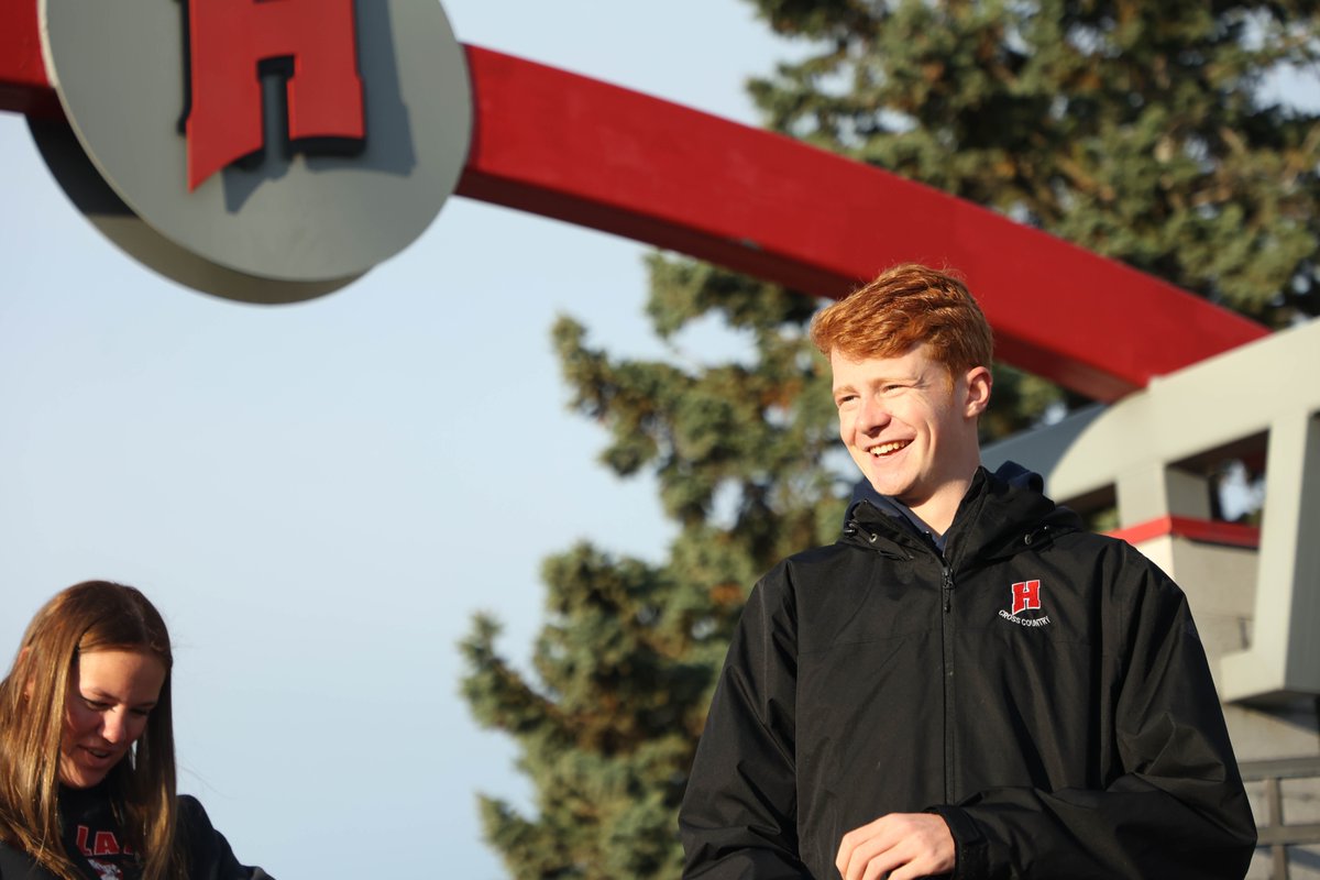 hpsProud's tweet photo. We'll all be cheering Noah Lambers on as he competes at the State Cross Country meet at the Michigan International Speedway today! #GoDutch https://t.co/pvMH4Aoomg