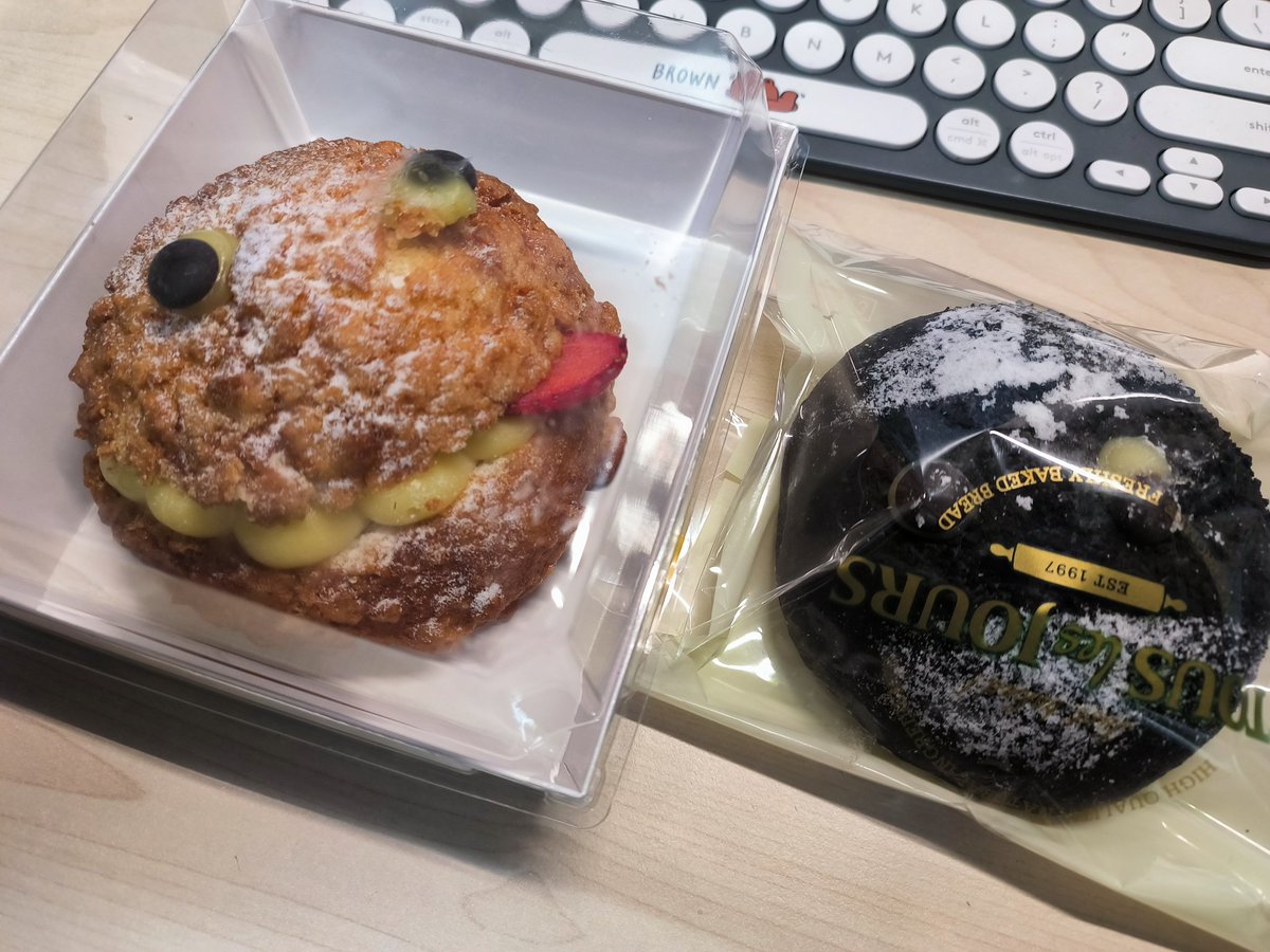 Altair0111's tweet photo. 万圣节小物 https://t.co/ll4l65E8MV