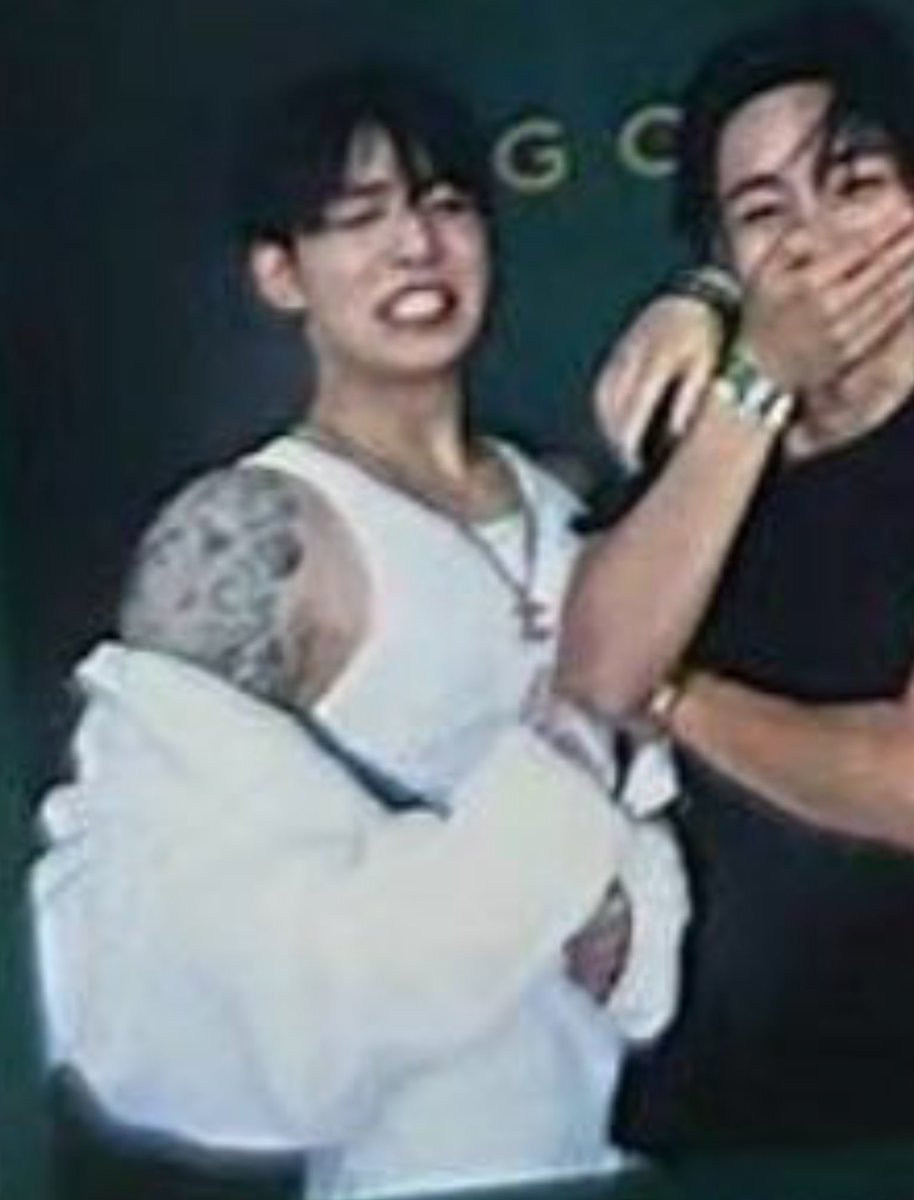 archivekukk's tweet photo. JUNGKOOK?????????? https://t.co/RfitfNYkNn