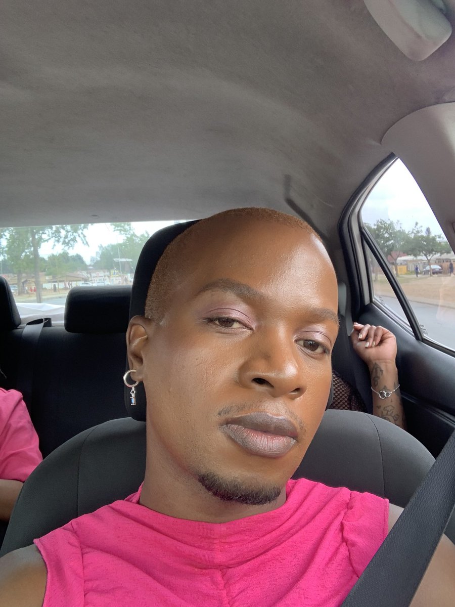 BonoTshivhidzo's tweet image. Please Quote with  your #JhbPride2023 LEWK. 🏳️‍🌈🏳️‍⚧️