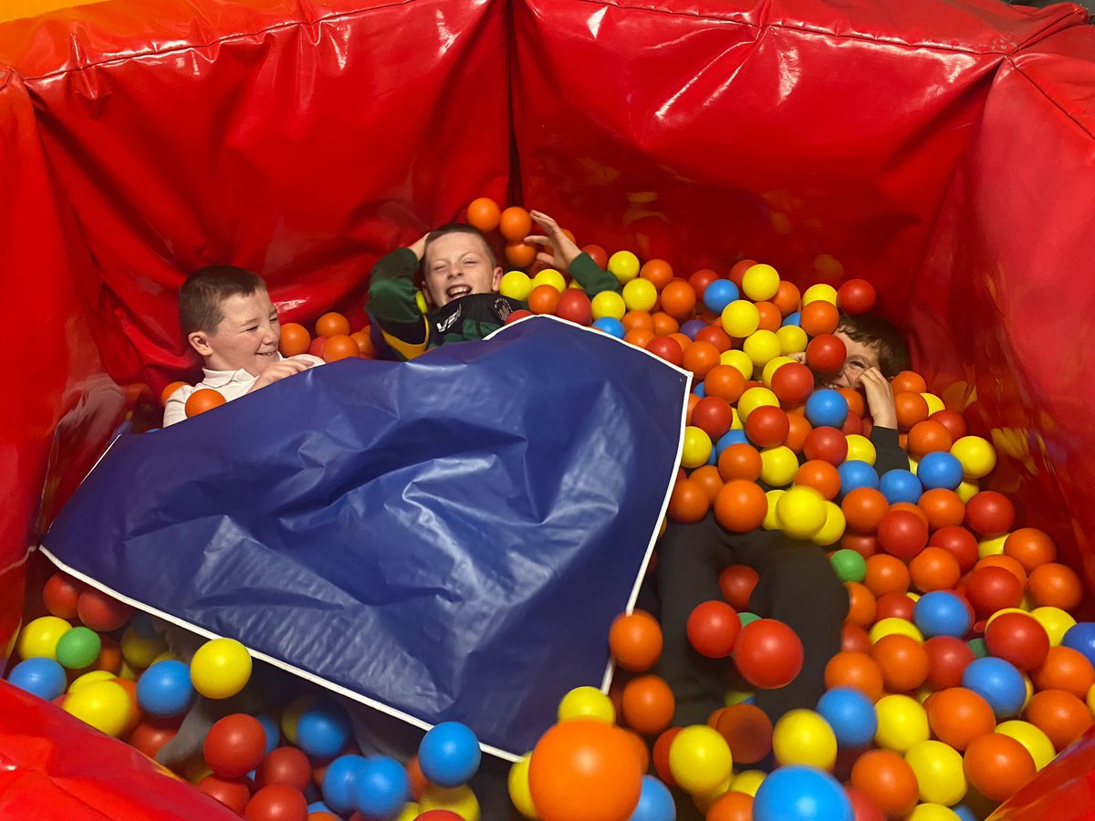 stpatrickspri's tweet image. Our #SkillsAcademy made their return to Linn Park, a fun time as always ☘️