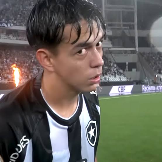 BagrescoreBr's tweet photo. "Ah mas não pode ir de Boca, tem que torcer pro Fluminense ganhar"

Eu: https://t.co/GyANP1n2SI