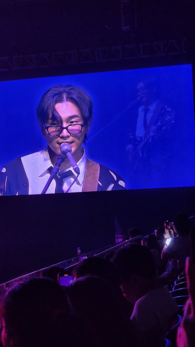 NicosiaOceania's tweet photo. Kim Daniel 😍😍😍😍 #wavetoearth #OnFestival https://t.co/rhjzTuG0ev