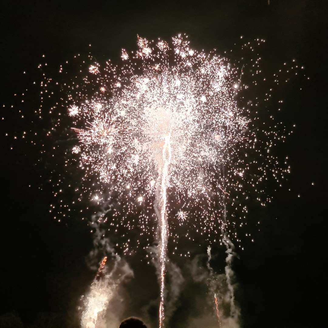 thegrangesch's tweet image. Remember, Remember, the 5th of November...well, the 4th today! With many fireworks shows planned for tonight around the area, ensure you stay safe. Visit the Bucks Fire website for guidance on staying safe this fireworks weekend! ow.ly/Q95T50Q3A2C #WeCan #FireworksCode