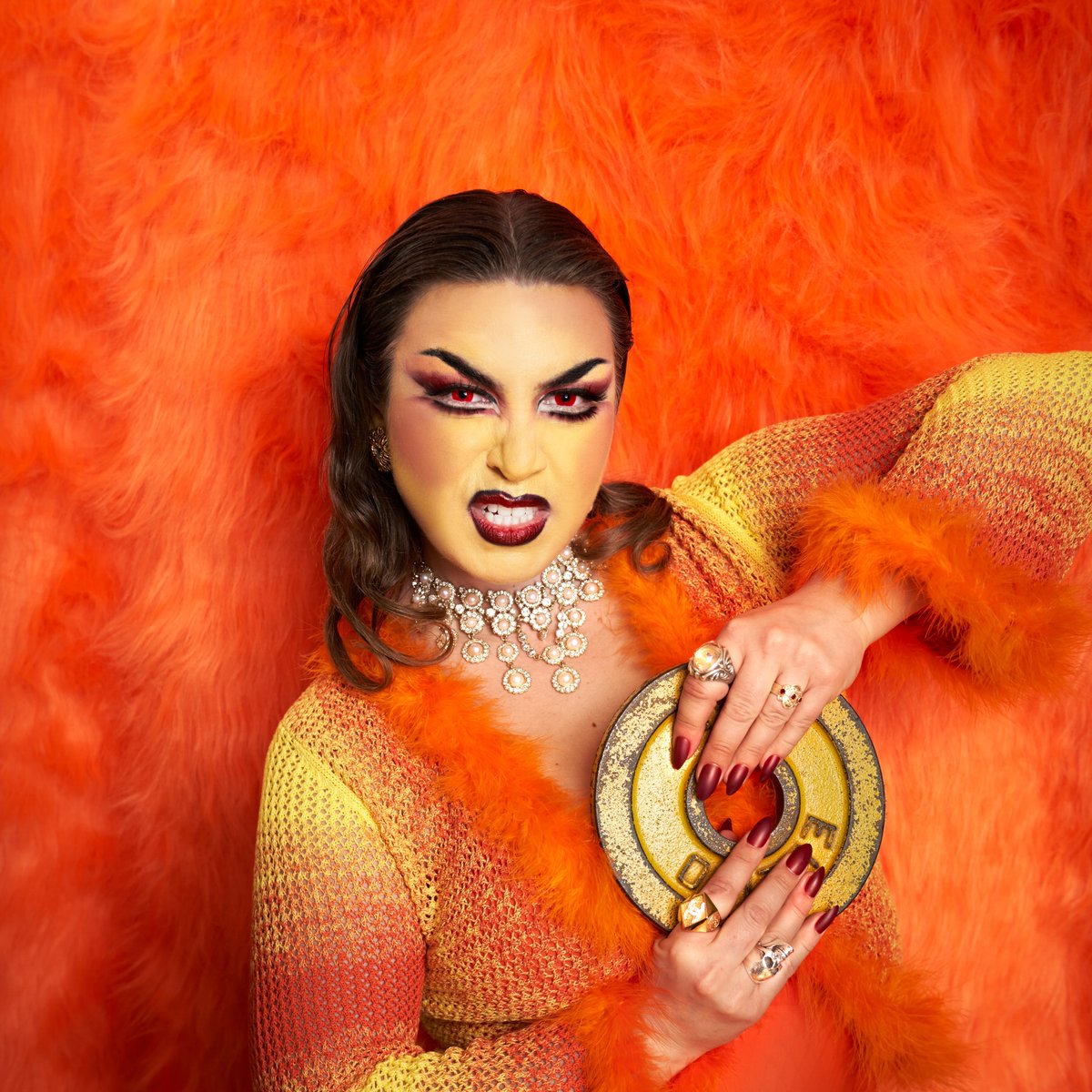💥⁠
Knock em⁠
Feed em ⁠
Intervene them⁠
It is with this hand you're dealing⁠
Baby I cannot see straight ⁠
Put more make up on my face⁠
💥⁠
⁠
🧡 'TOUGH' IS OUT NOW! 🧡⁠
⁠👉️LISTEN HERE songwhip.com/katknix/tough
⁠