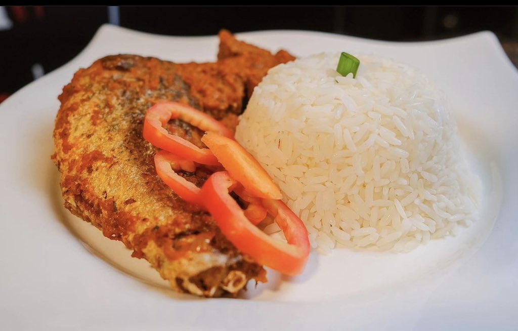 ng_cassia's tweet photo. For orders, reservations or delivery, call us at 09076580765.
#CassiaNG #CassiaNGEats #CassiaRestaurantAndBar #CassiaRestaurant #CalabarRestaurant #Ettnniikkii #EthnicRestaurant #RestaurantInLagos #WeAreCassia https://t.co/W92xOdG3Vy