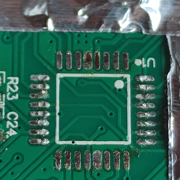 Mise à jour du uSDX+ HF V2 avec le firmware 4.00D.  Remplacement du ATMEL MEGA328P pour arriver à effectuer la mise à jour. le nouveau modèle utilisé est le ATMEGA328P-AU