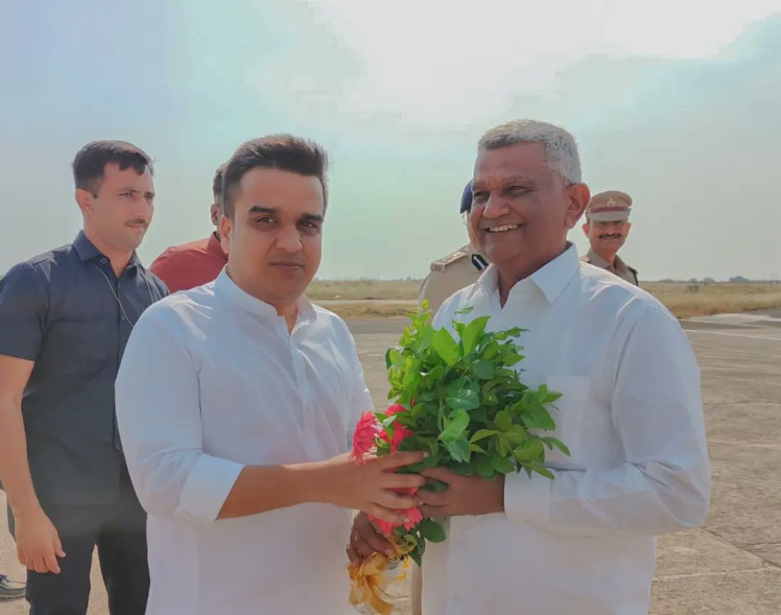 DevabhaiMalam tweet picture