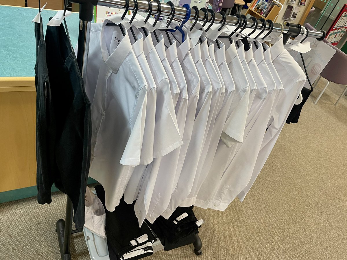 PortyAcad's tweet photo. Our Preloved Uniform event is happening in our library thanks to your donations and @PortyAcadPC. Please make sure you visit and help yourselves to whatever you need. Instructions are on the clothes rail. #ProudOfPorty #CommunityChampions 👍🏻🎉⭐️ https://t.co/aw56eullF1