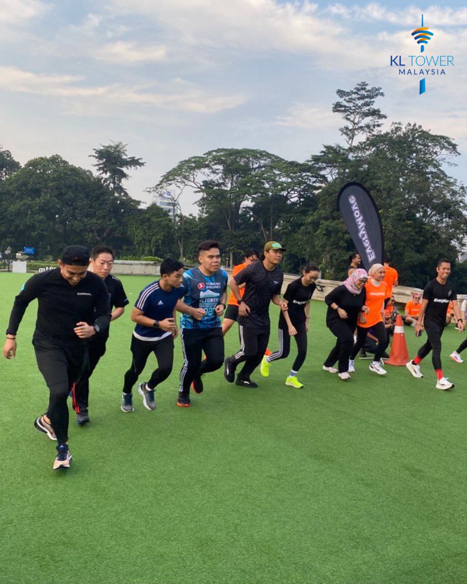 Menara_KL's tweet image. KL Tower was pounding where more  than 100 Klangites gathered at KL Tower as early as 6.30am to participate in Run &amp;amp; Pound event organised by EveryMove.

#menarakl
#kltower
#everymove