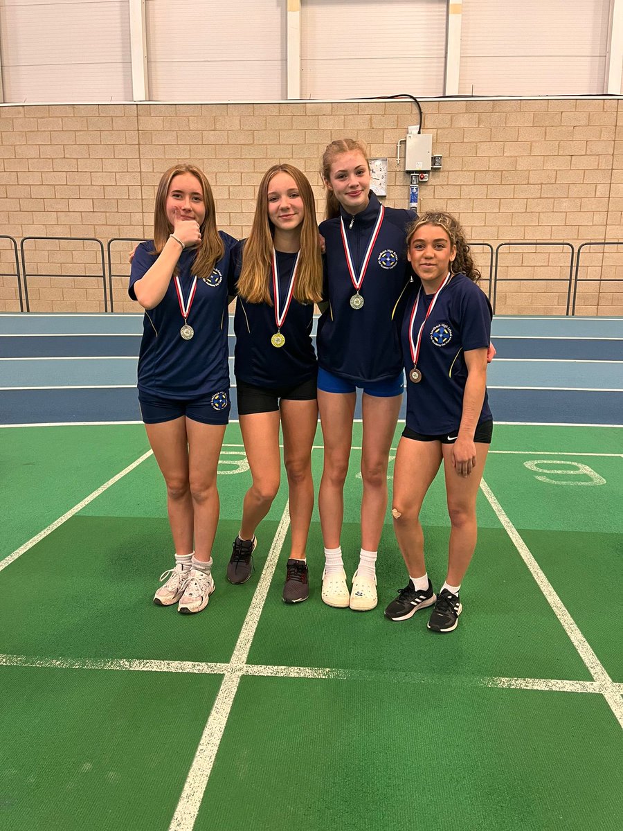 SandhighPE tweet media