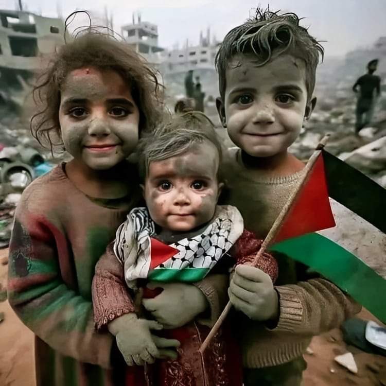 BlobRai3's tweet image. &quot;I BAMBINI (DI GAZA) CI GUARDAVANO&quot;. (Fonte X).