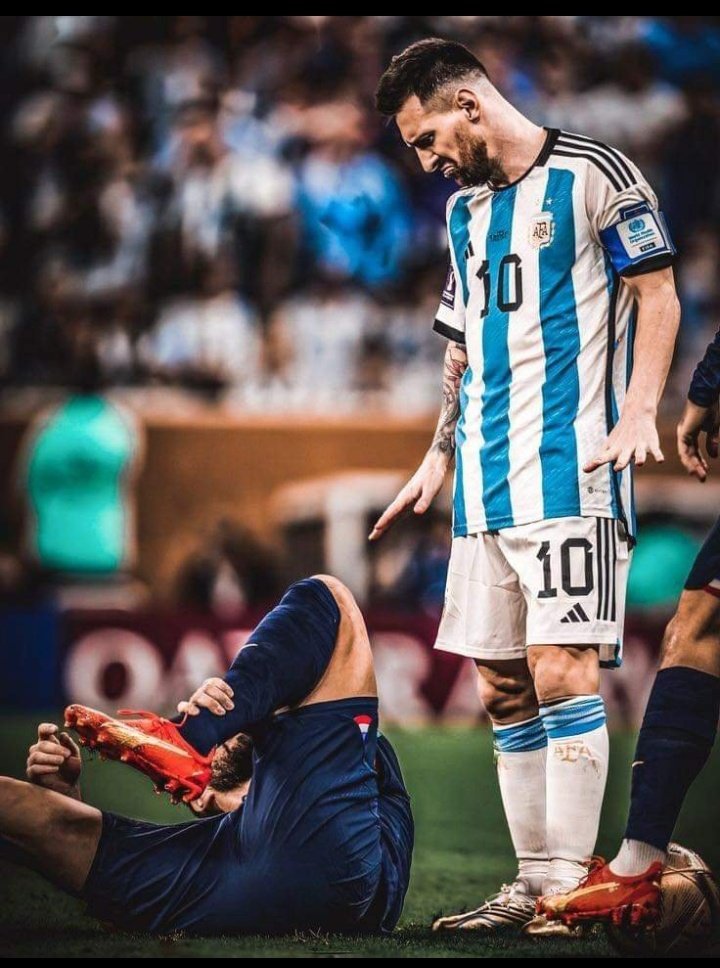 UTDjaxx's tweet photo. The goat🐐 doesn't say sorry https://t.co/Z8n809OAqA