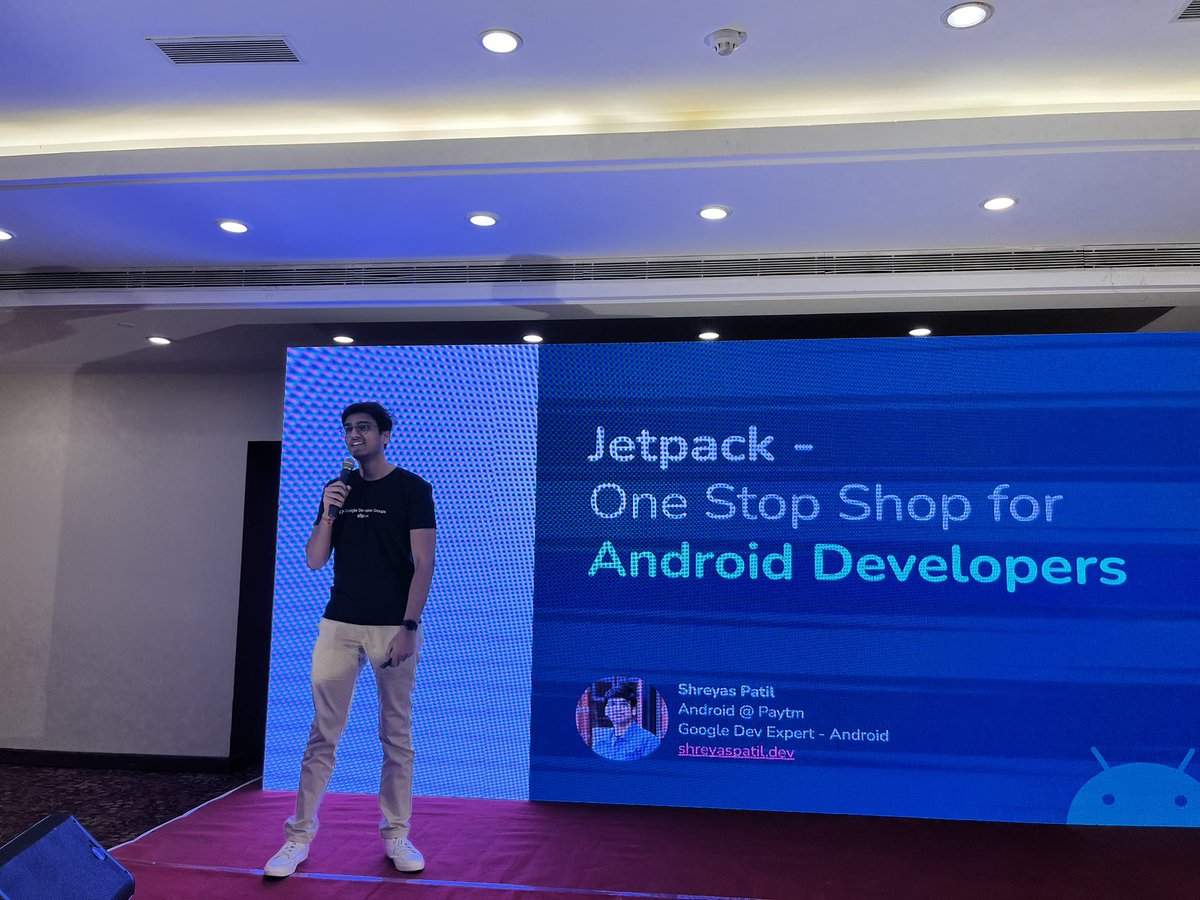 GDGSiliguri's tweet photo. โญ โจ our star speaker of the day ๐, @imShreyasPatil , the brilliant Software Engineer at Paytm! ๐ Today, he'll dive into the exciting world of "Jetpack" and show you how to supercharge your Android app development! ๐ฑ๐ฅ Get ready to be amazed! ๐๐#devfestsiliguri #devfestslg https://t.co/cYHLh7vpgD