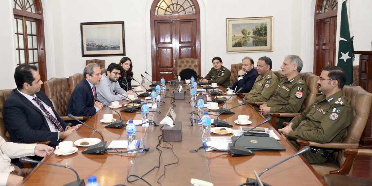 saleem_trust's tweet photo. Strengthening the bond between healthcare and law enforcement! Saleem Memorial Hospital and @OfficialDPRPP signed an MOU to work hand in hand for a safer and healthier community. We're committed to serving and protecting our people. #PartnersInSafety #CommunityFirst #MoUSigning https://t.co/9kPG8RNdmt