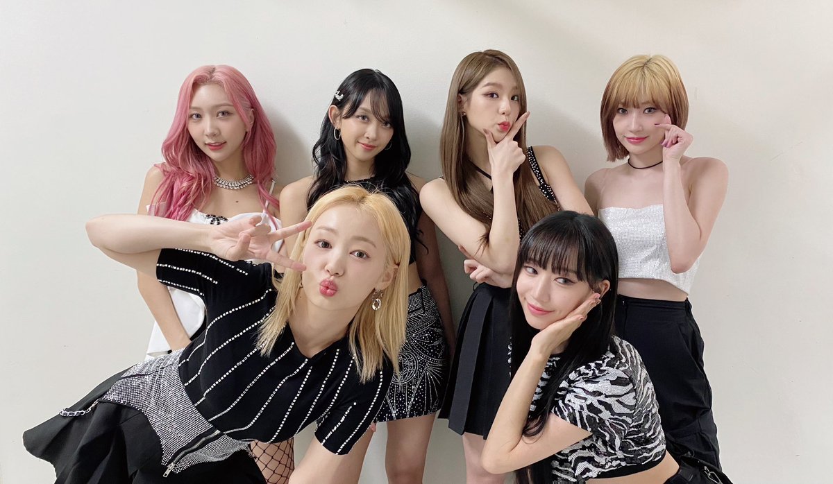 5ecretNumber's tweet photo. [*****]

우리 시크릿넘버 보고가세요🥹
정말 오늘도 머찌다 머쪄😘
락키들 남은 주말 잘 보내요♥️

#SECRET_NUMBER #시크릿넘버 
#2023KWaveFestival https://t.co/L7338TSO1S