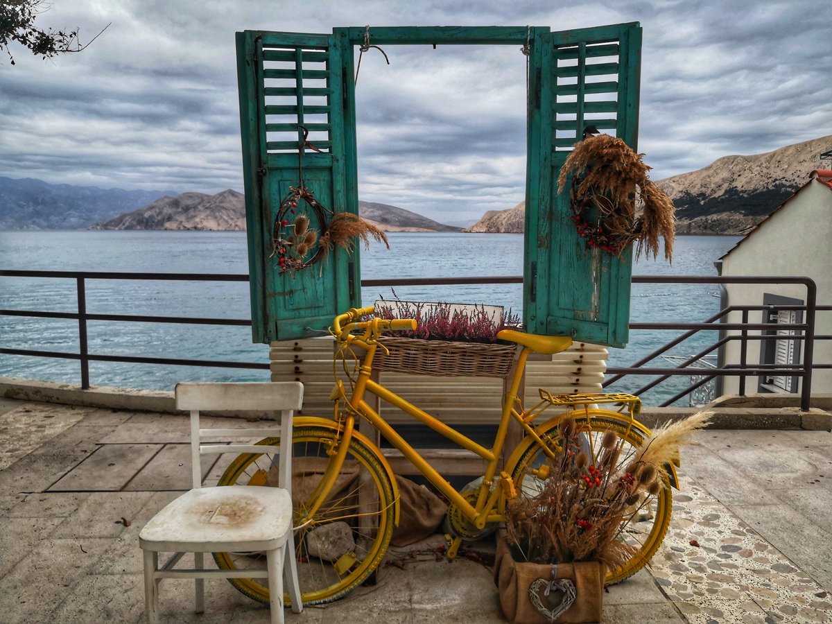 ivicabrus's tweet photo. #visitbaška #krk #croatia #bicycle
Beautiful place, i will come back again 
https://t.co/lCBNTCkl8T https://t.co/UeH6MAyUfT