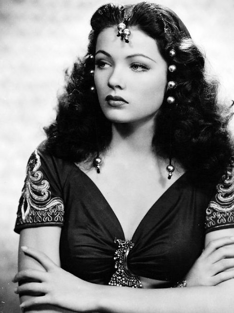 oldmovieactress's tweet photo. 🌟 She stole our hearts on the silver screen, a timeless beauty that captivated our souls. 💫✨ The incomparable Gene Tierney, forever an icon of elegance and grace. ✨💋 #ClassicHollywood #ForeverBeautiful 
https://t.co/kM4TRqxwEG https://t.co/UfssEVz7iI