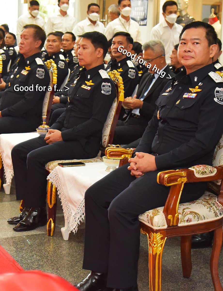l_k74's tweet photo. Sexy Thai men in tight uniform flaunting their footwear (and don't me started on the new Thai police uniform... They are disgusting...) #thaipolice #Thaipoliceman #Thailandcop #Thaicop #Thaipolicemen #copboots https://t.co/miusL1yjjB