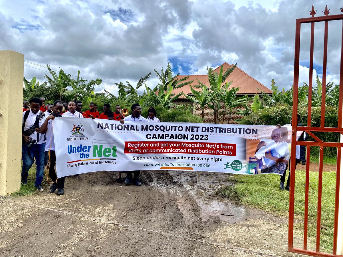 LukangaSamuel1's tweet photo. At North Division Headquarters, 𝐊𝐚𝐫𝐚𝐦𝐛𝐢 in 𝐅𝐨𝐫𝐭 𝐏𝐨𝐫𝐭𝐚𝐥 𝐂𝐢𝐭𝐲, The 𝐑𝐞𝐠𝐢𝐨𝐧𝐚𝐥 𝐥𝐚𝐮𝐧𝐜𝐡 𝐨𝐟 𝐭𝐡𝐞 𝐦𝐨𝐬𝐪𝐮𝐢𝐭𝐨 𝐧𝐞𝐭 𝐝𝐢𝐬𝐭𝐫𝐢𝐛𝐮𝐭𝐢𝐨𝐧 𝐜𝐚𝐦𝐩𝐚𝐢𝐠𝐧 themed “𝐜𝐡𝐚𝐬𝐢𝐧𝐠 𝐌𝐚𝐥𝐚𝐫𝐢𝐚 𝐨𝐮𝐭 𝐨𝐟 𝐡𝐨𝐮𝐬𝐞𝐡𝐨𝐥𝐝𝐬”

#MOHatWork https://t.co/0AsUMkwo0w