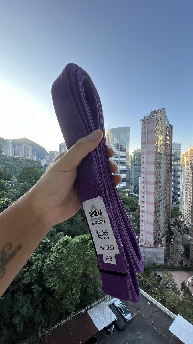 Well this unexpected happened to me today! Promoted to Purple Belt! 5yrs to get here but we did &amp; that’s what counts. 

As a way to celebrate, first person who says “Hi” to me in my Orange tee gets one for supporting! So if you see me tonight at #ApeFestHK Please say hi!